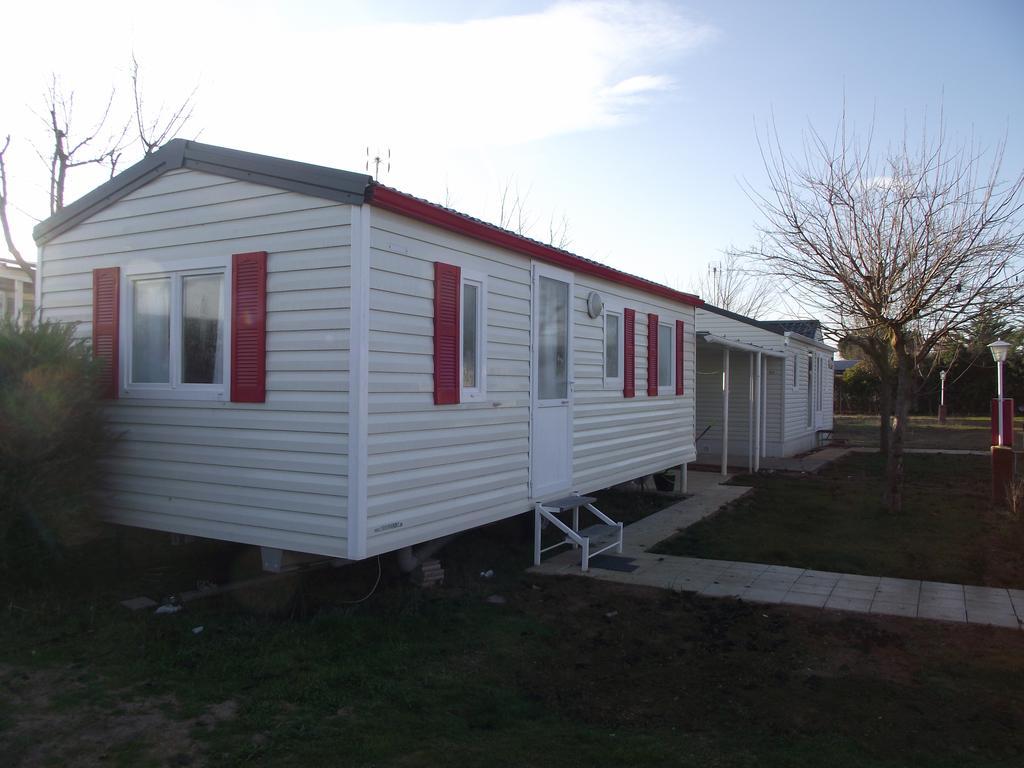 Camping Cubillas Cubillas de Santa Marta Zewnętrze zdjęcie